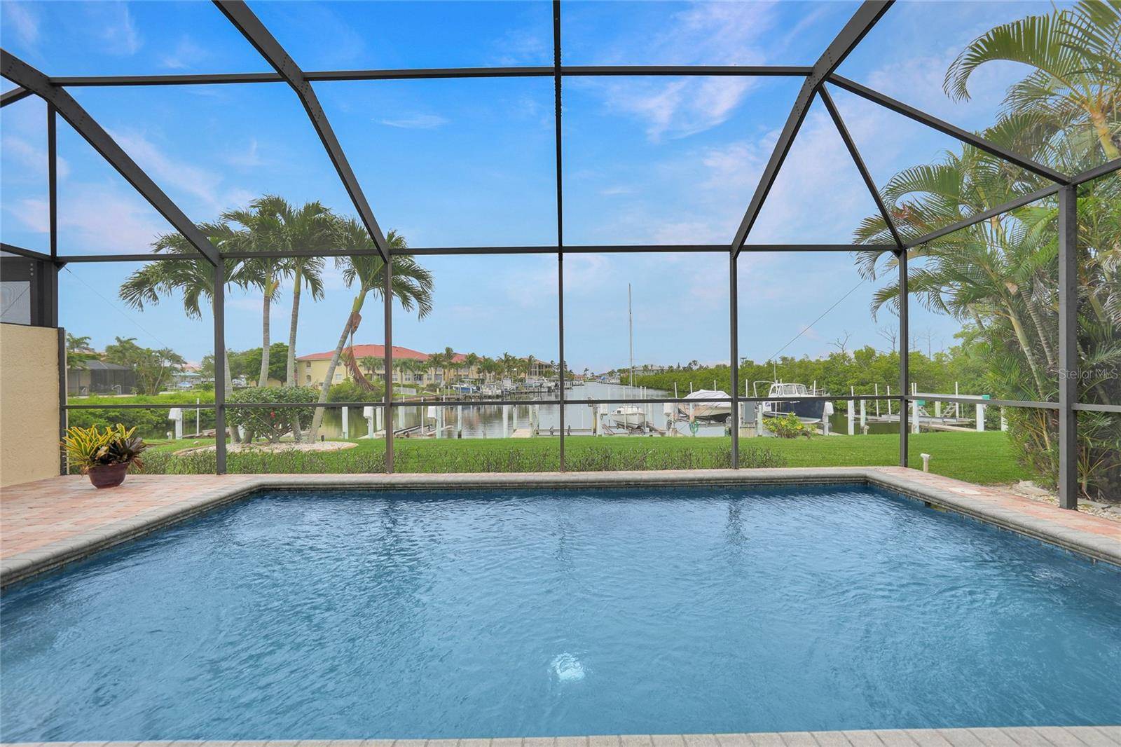 Punta Gorda, FL 33950,1527 AQUI ESTA DR #3