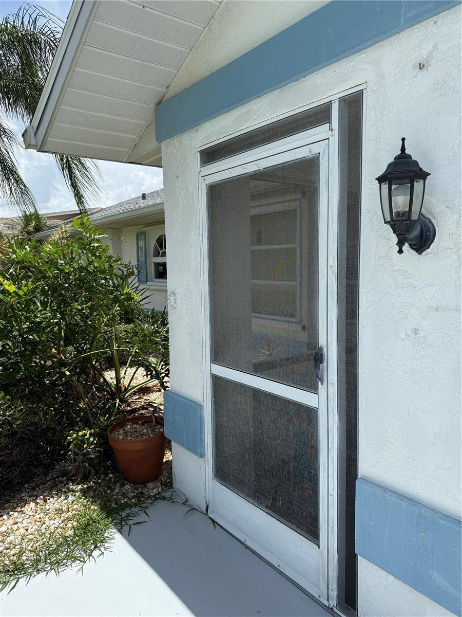 Punta Gorda, FL 33983,26312 DEEP CREEK BLVD