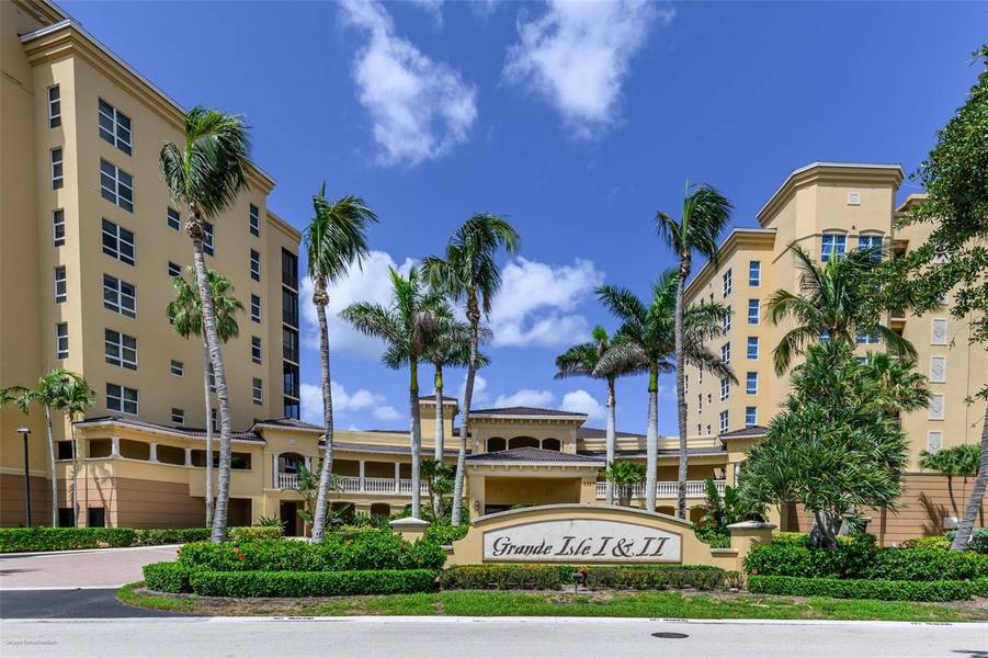 3313 SUNSET KEY CIR #107, Punta Gorda, FL 33955