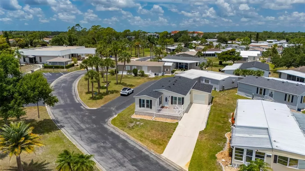 1000 KINGS HWY #130, Port Charlotte, FL 33980