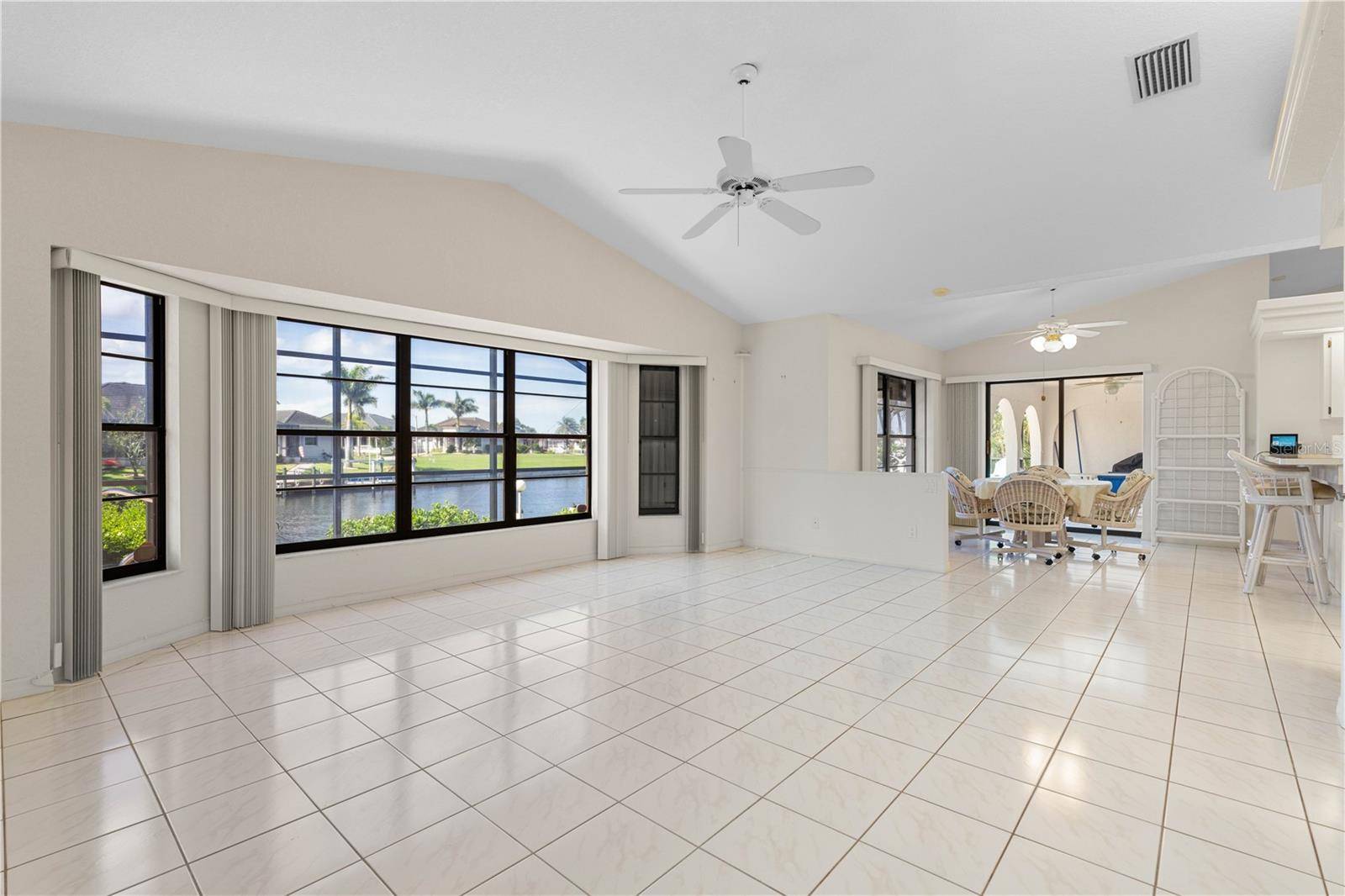 Punta Gorda, FL 33950,531 MADRID BLVD