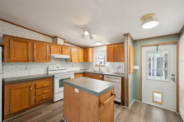 Port Charlotte, FL 33980,1000 KINGS HWY #104