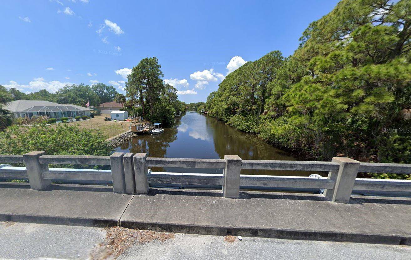 Port Charlotte, FL 33953,1236 EPPINGER DR