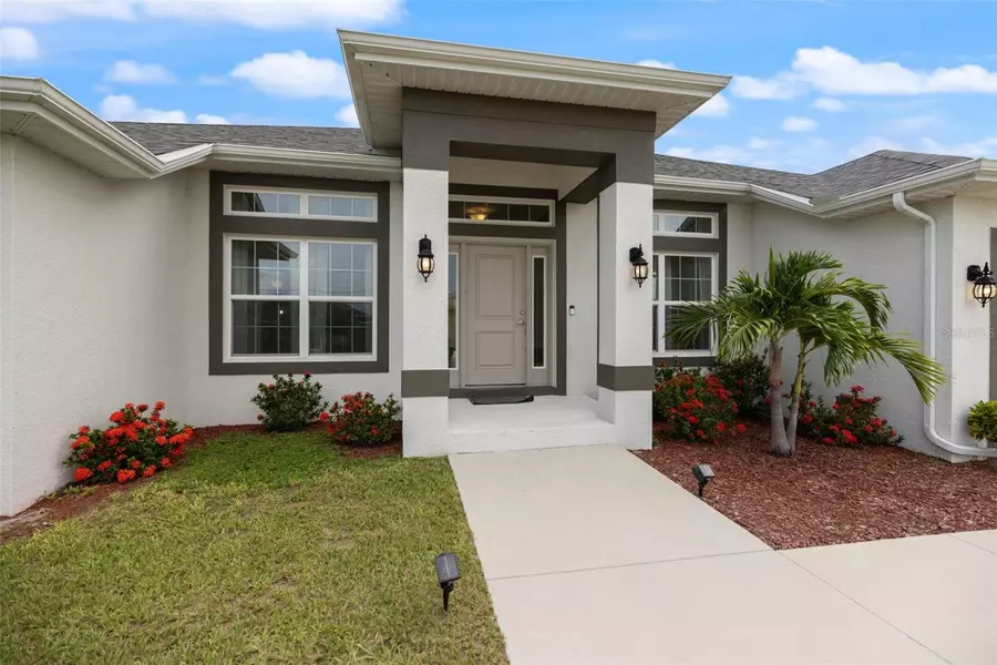 15329 ALDAMA CIR, Port Charlotte, FL 33981