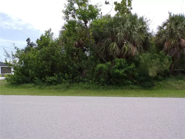 10416 SARASOTA RD, Port Charlotte, FL 33981