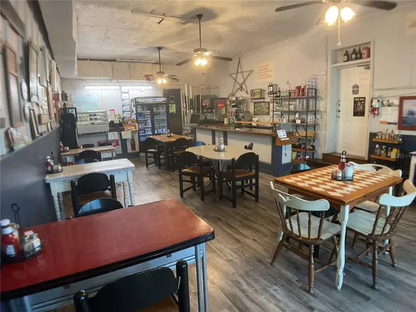 Arcadia, FL 34266,13 S MONROE AVE