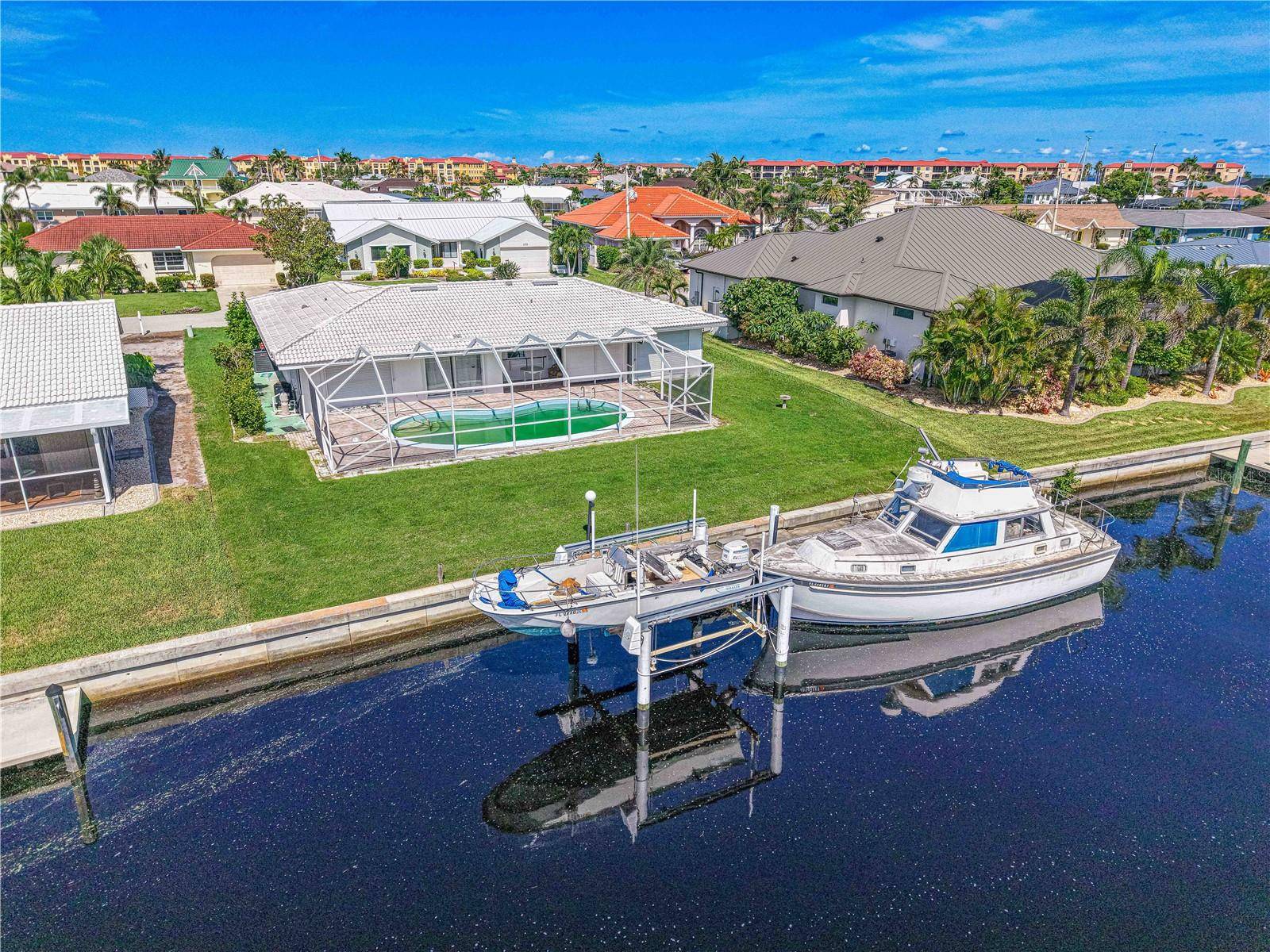Punta Gorda, FL 33950,110 HIBISCUS DR
