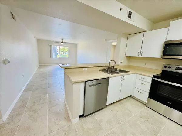 Naples, FL 34119,8284 KEY ROYAL CIR #1334