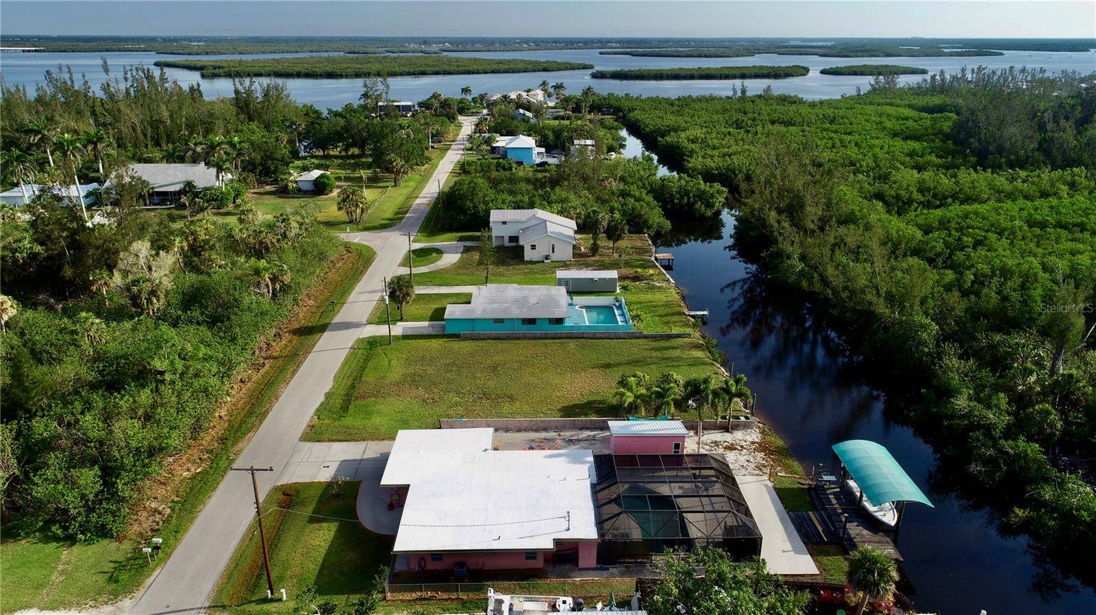 Punta Gorda, FL 33950,232 DARST AVE