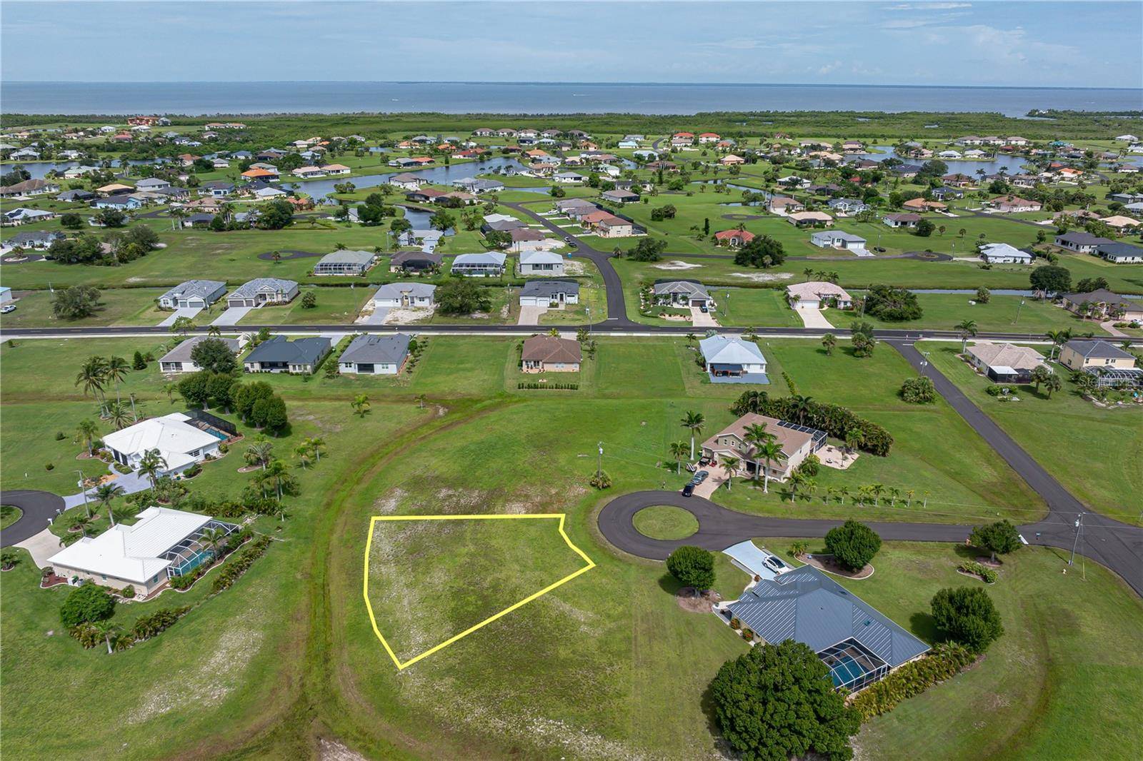 Punta Gorda, FL 33955,17318 NAIAD CT
