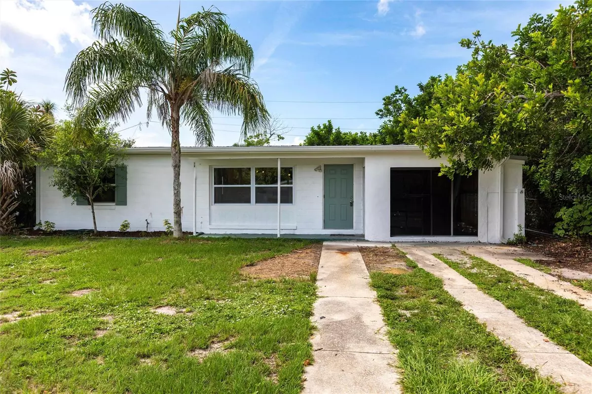 Port Charlotte, FL 33952,110 POINSETTIA CIR NE