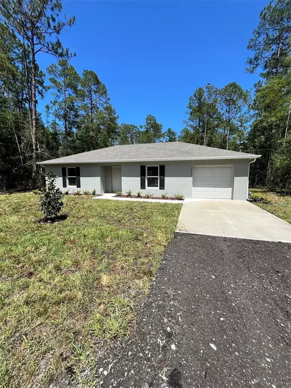 10520 GREGORY AVE, Hastings, FL 32145