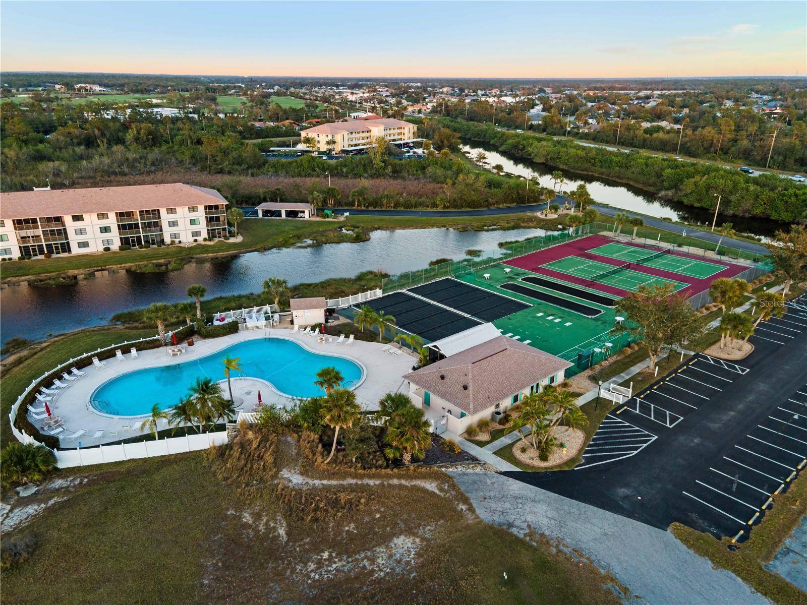 Punta Gorda, FL 33983,175 KINGS HWY #633