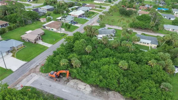 18082 WOLBRETTE CIR, Port Charlotte, FL 33948