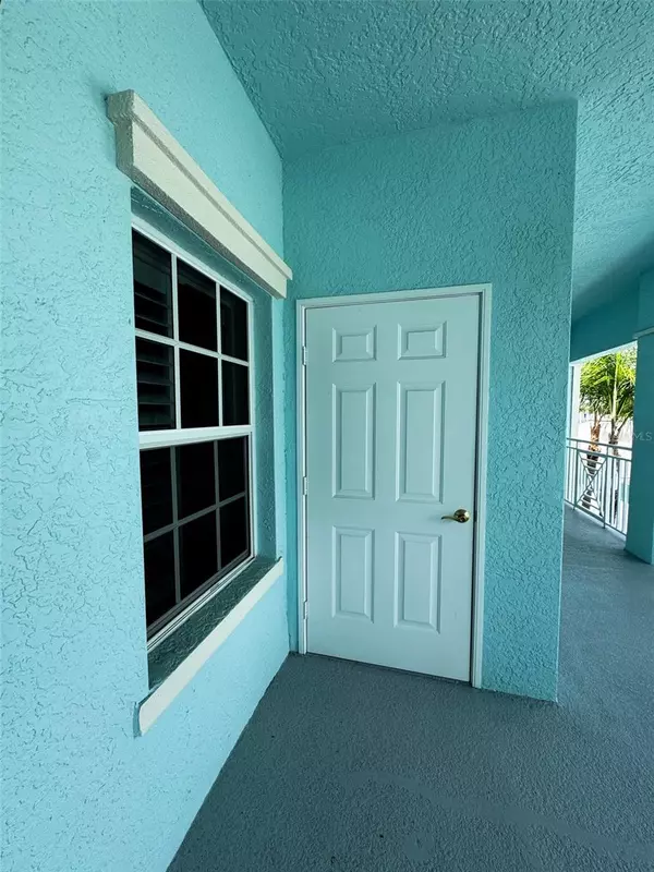 North Port, FL 34287,5751 SABAL TRACE DR #201