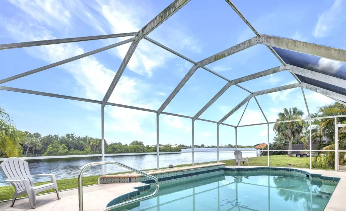 Port Charlotte, FL 33948,3206 LAKE VIEW BLVD