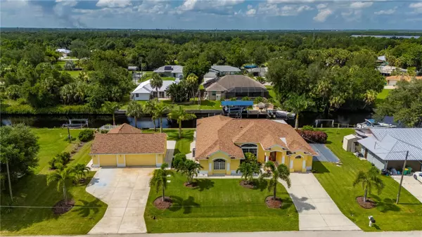 28435 SILVER PALM DR, Punta Gorda, FL 33982