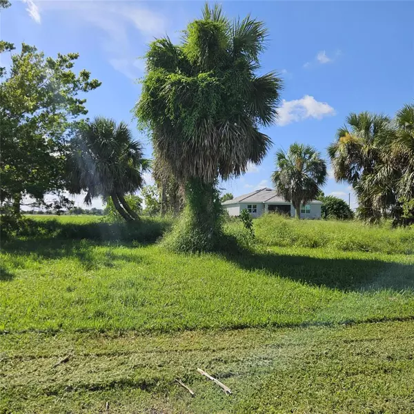 16258 CAPE HORN BLVD, Punta Gorda, FL 33955