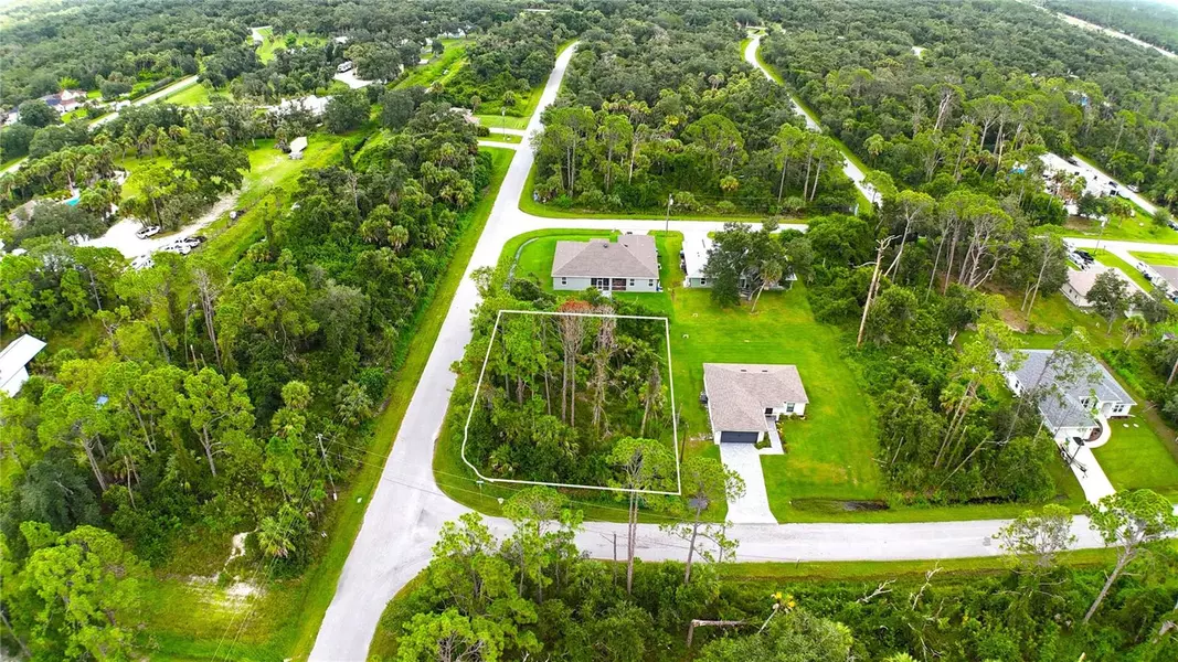 GADBOYS AVE, North Port, FL 34291