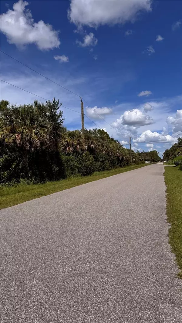 Port Charlotte, FL 33953,13068 DOUBLEDAY AVE