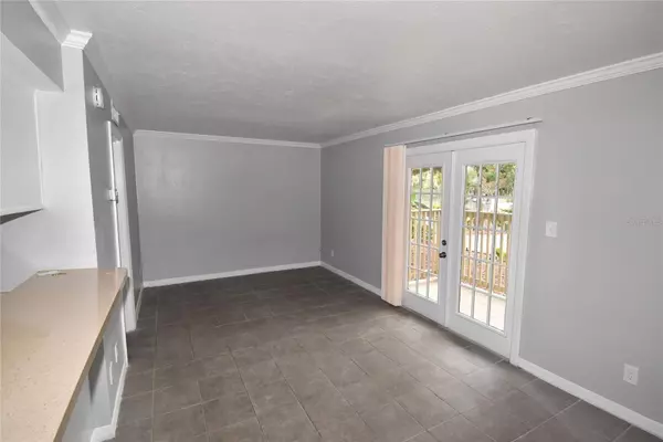 Altamonte Springs, FL 32714,425 WYMORE RD #103