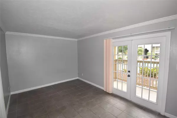 Altamonte Springs, FL 32714,425 WYMORE RD #103