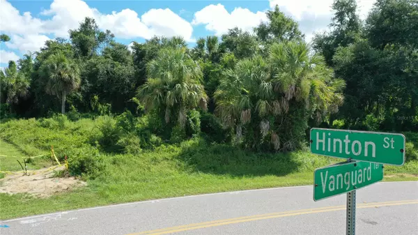 284 HINTON ST, Port Charlotte, FL 33954