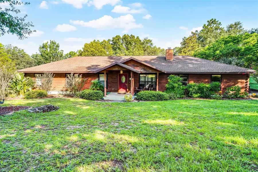 4703 MEADOWLAND DR, Mount Dora, FL 32757