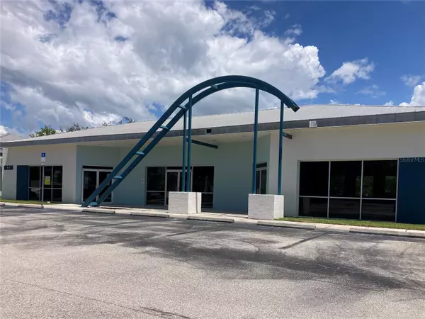 Port Charlotte, FL 33948,18340 MURDOCK CIR