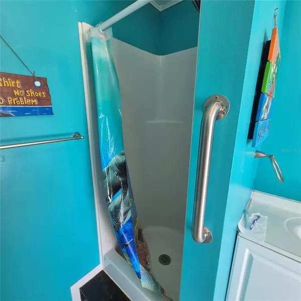 Punta Gorda, FL 33982,46900 BERMONT RD #115