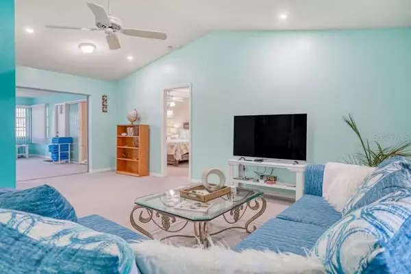 Rotonda West, FL 33947,285 MARK TWAIN LN