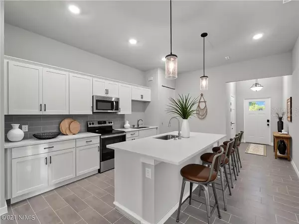 North Port, FL 34288,1695 NABATOFF ST