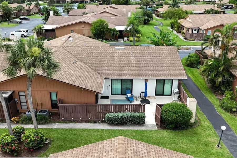 6332 ROYAL WOODS DR, Fort Myers, FL 33908