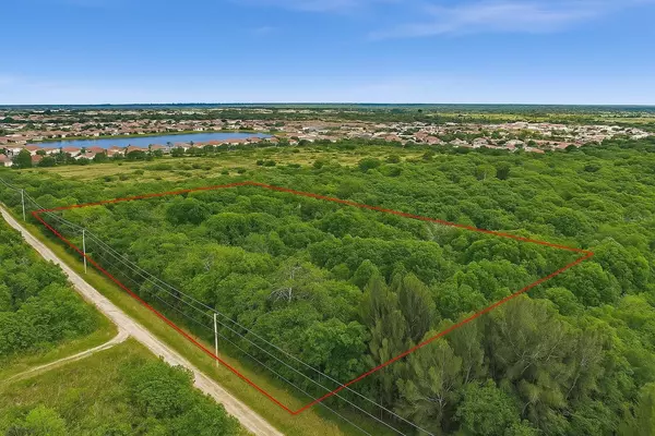 3905 SW 17TH ST, Vero Beach, FL 32968