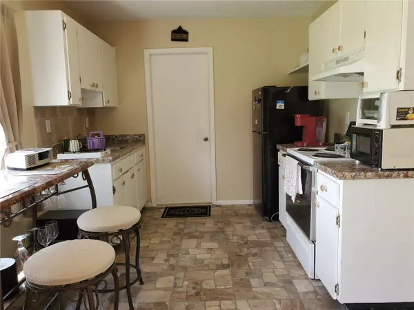 North Port, FL 34287,3950 PAN AMERICAN BLVD