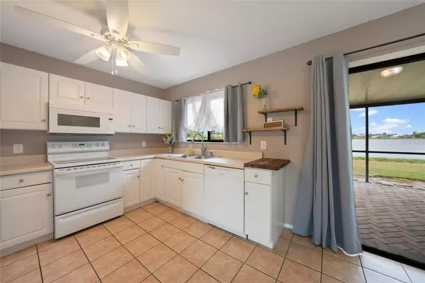 Port Charlotte, FL 33948,18619 OHARA DR