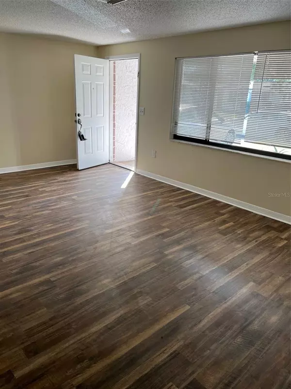 Port Richey, FL 34668,7615 KAREN DR