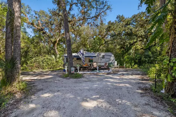 Alva, FL 33920,17790 CALOOSA RD