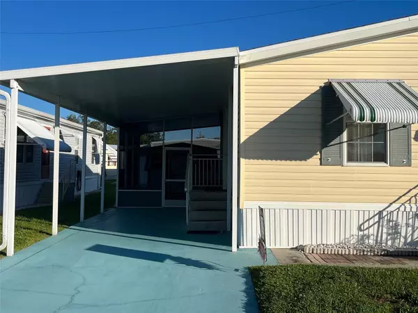 Punta Gorda, FL 33950,10100 BURNT STORE RD #51