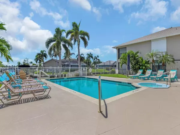 Cape Coral, FL 33914,902 SW 48TH TER #105