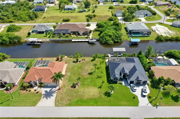 Port Charlotte, FL 33981,9524 MIAMI CIR