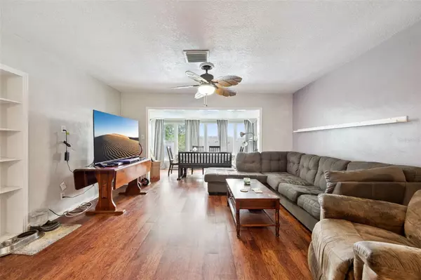 Apopka, FL 32703,449 LAKE VIEW DR
