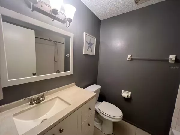 Port Charlotte, FL 33952,21150 GERTRUDE AVE #H1