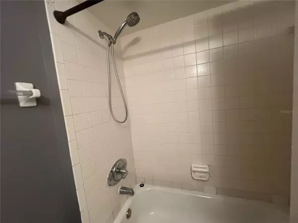 Port Charlotte, FL 33952,21150 GERTRUDE AVE #H1