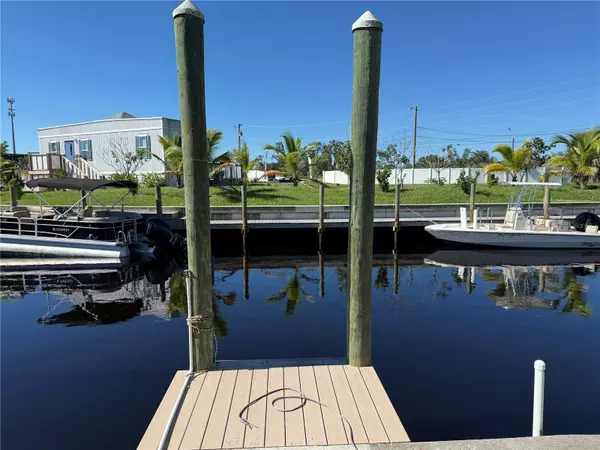 Port Charlotte, FL 33953,4175 BARDOT RD