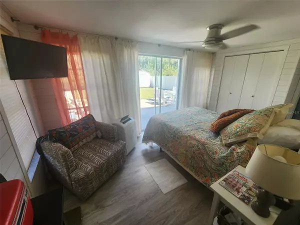 Port Charlotte, FL 33952,184 NORFOLK AVE NW