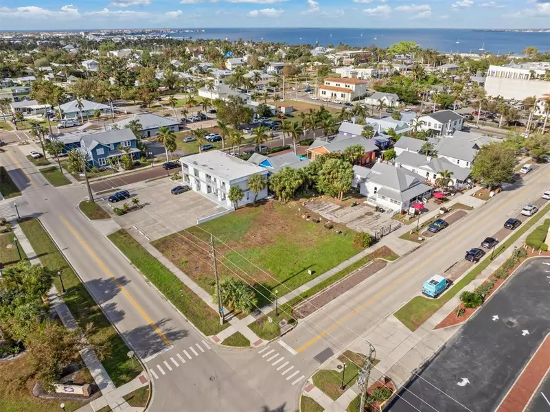345 TAYLOR ST, Punta Gorda, FL 33950