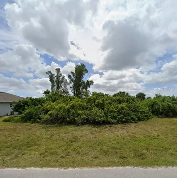Rotonda West, FL 33947,172 SPRING DR