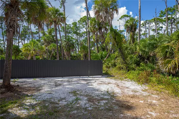 Port Charlotte, FL 33954,401 ZORITA ST