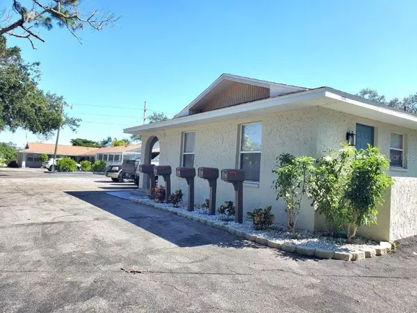 Port Charlotte, FL 33980,4390 JACKSON ST #J-A